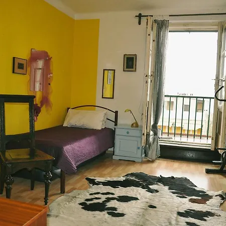 Design Bacvice Arti Oda ve Kahvaltı Split