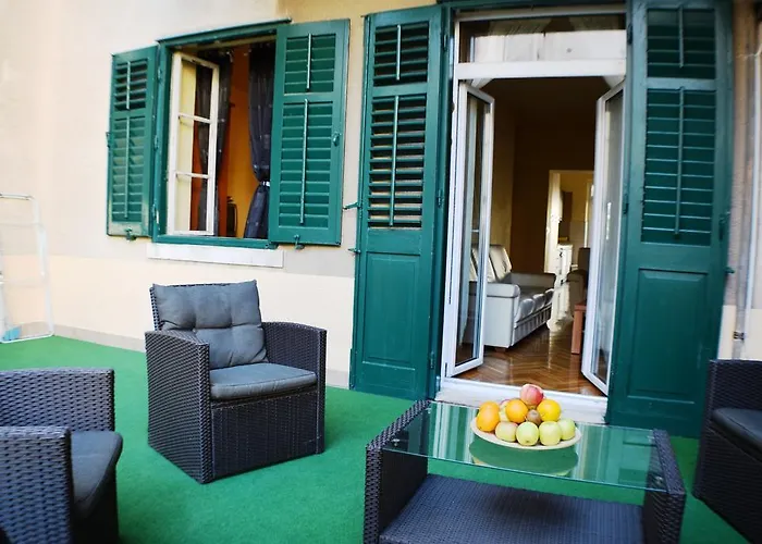 فندق مبيت وإفطار Design Bacvice Arti 4*