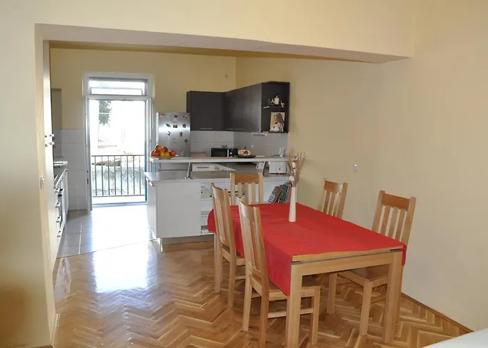 Design Bacvice Arti 4* Split