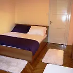 Design Bacvice Arti