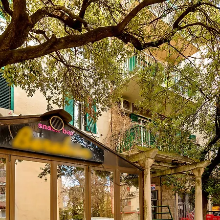 Bed & Breakfast Design Bacvice Arti Split